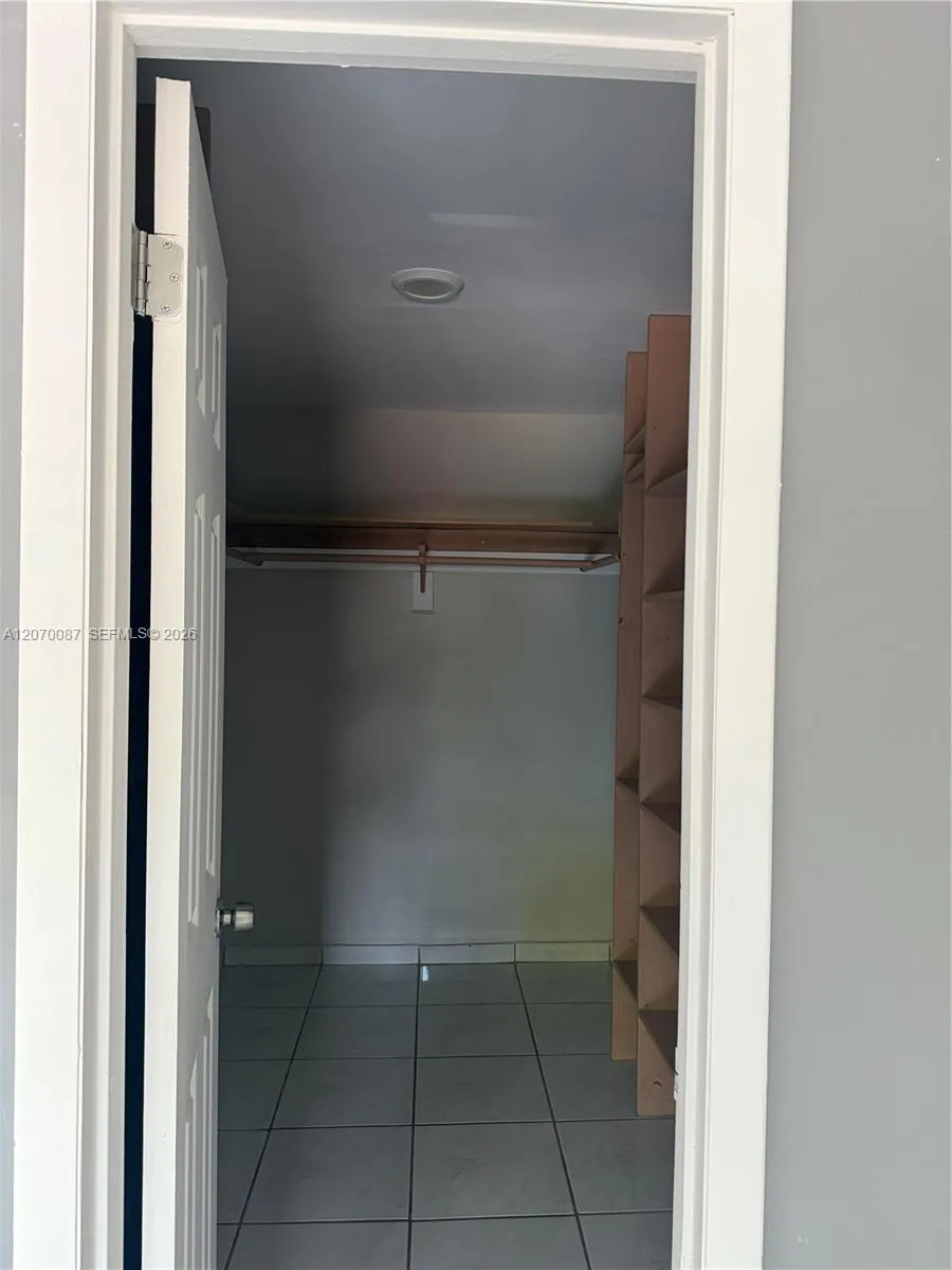 2530 SW 3rd Ave #103 Miami, FL 33129