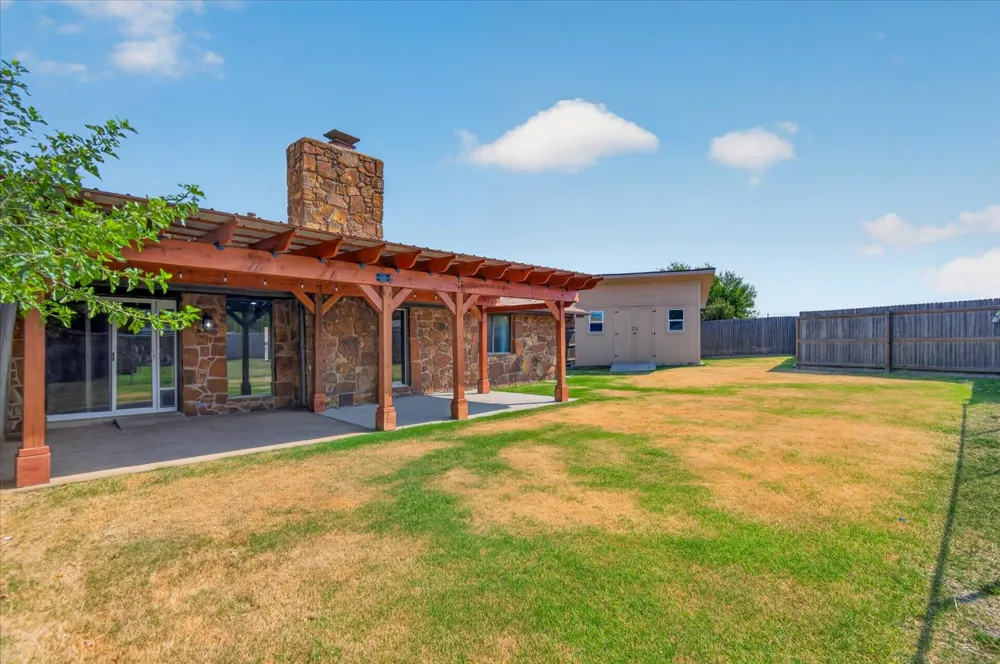 6703 Abbey Road Bartlesville, OK 74006