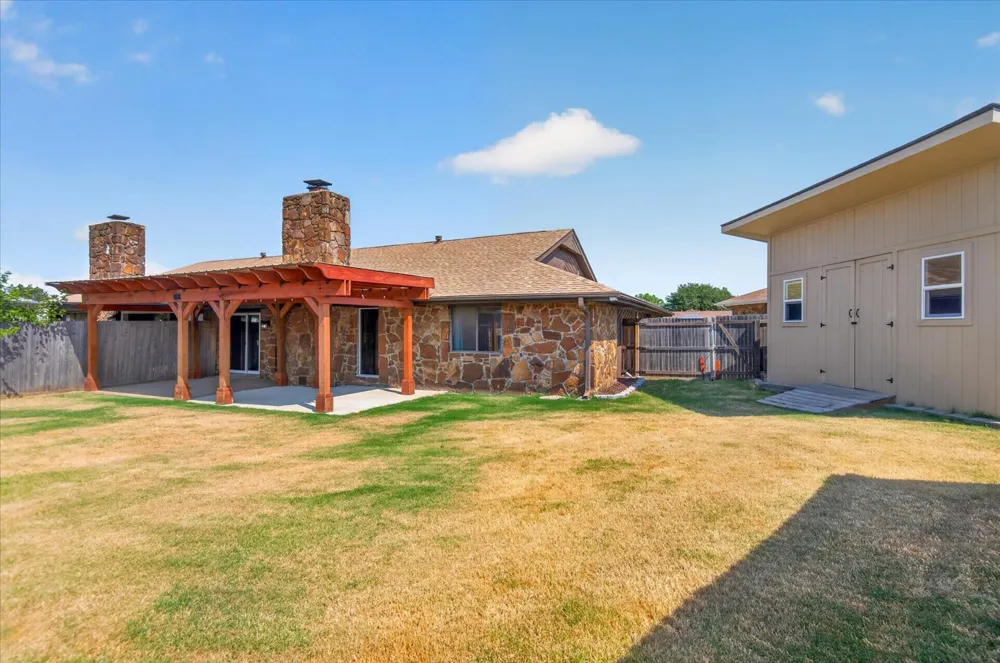 6703 Abbey Road Bartlesville, OK 74006