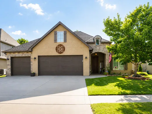 14473 S Lakewood Avenue Bixby, OK 74008