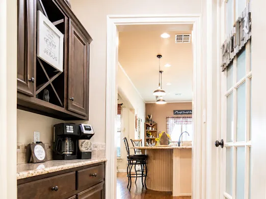 14473 S Lakewood Avenue Bixby, OK 74008