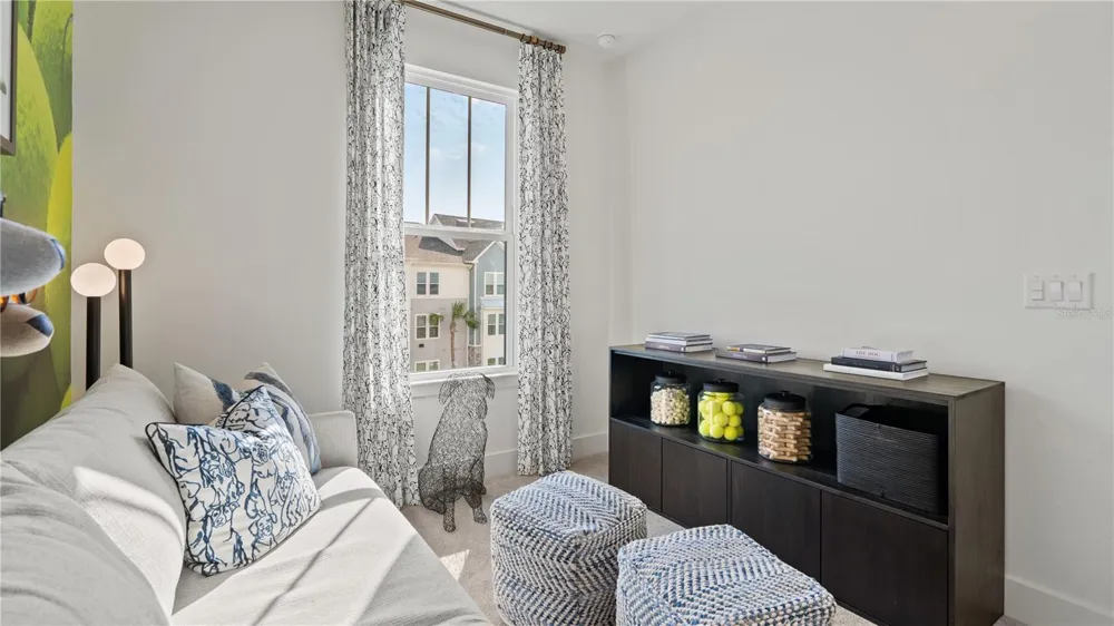 15213 GROVESIDE ROAD Winter Garden, FL 34787