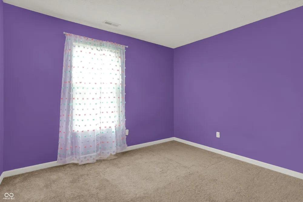 2399 Longleaf Drive Greenwood, IN 46143