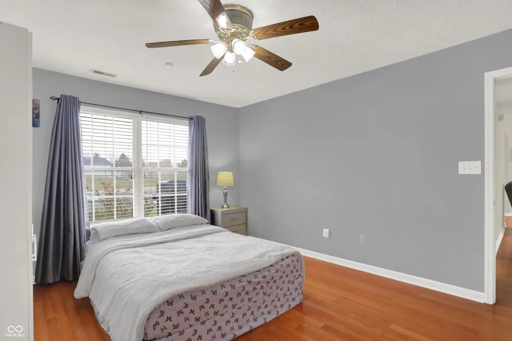 2399 Longleaf Drive Greenwood, IN 46143