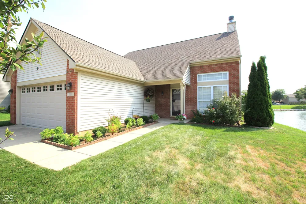 2399 Longleaf Drive Greenwood, IN 46143