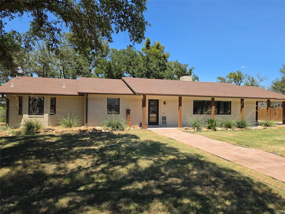 1717 County Road 318 Early, TX 76802