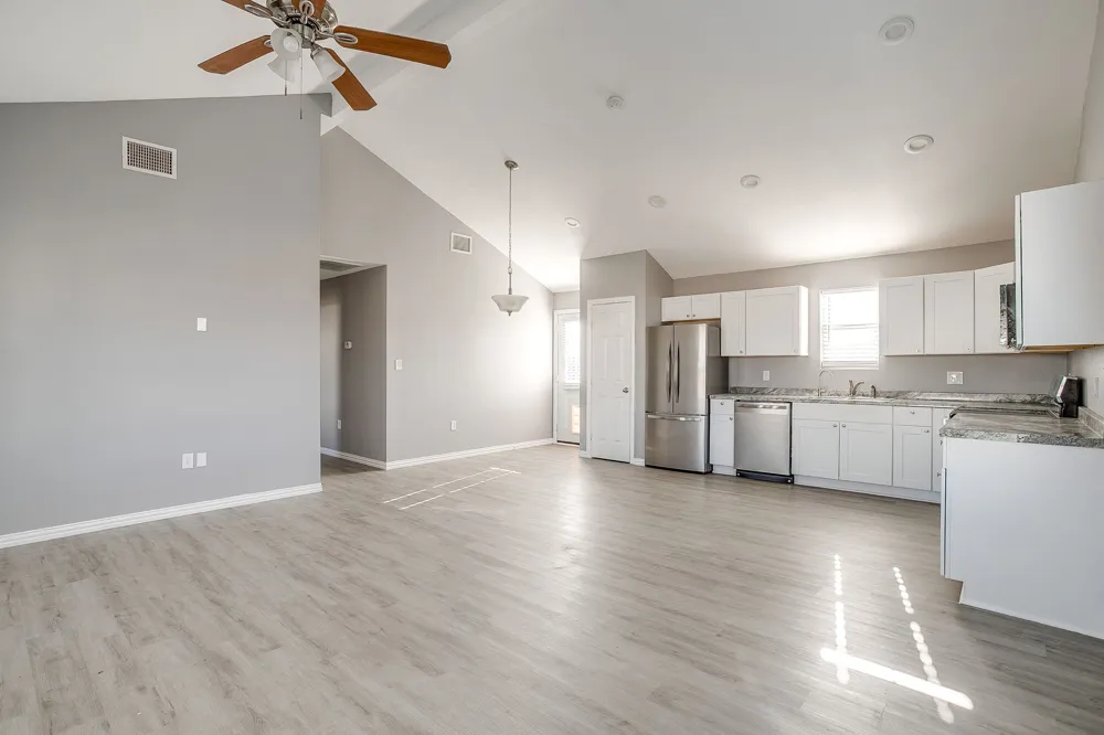 606 S Aquilla Street Itasca, TX 76055