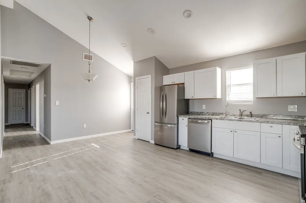 606 S Aquilla Street Itasca, TX 76055