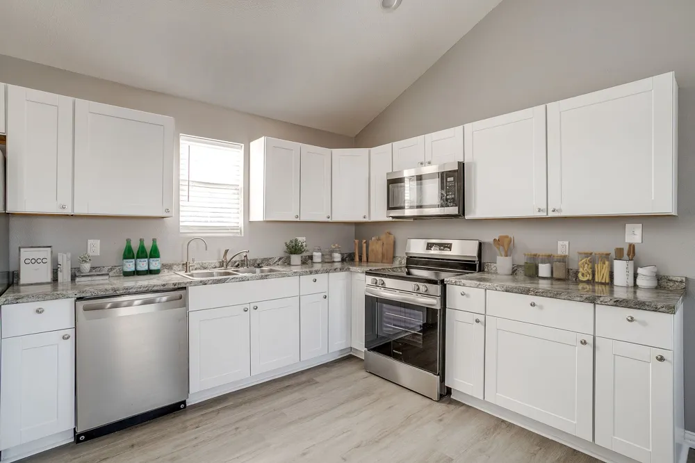 606 S Aquilla Street Itasca, TX 76055
