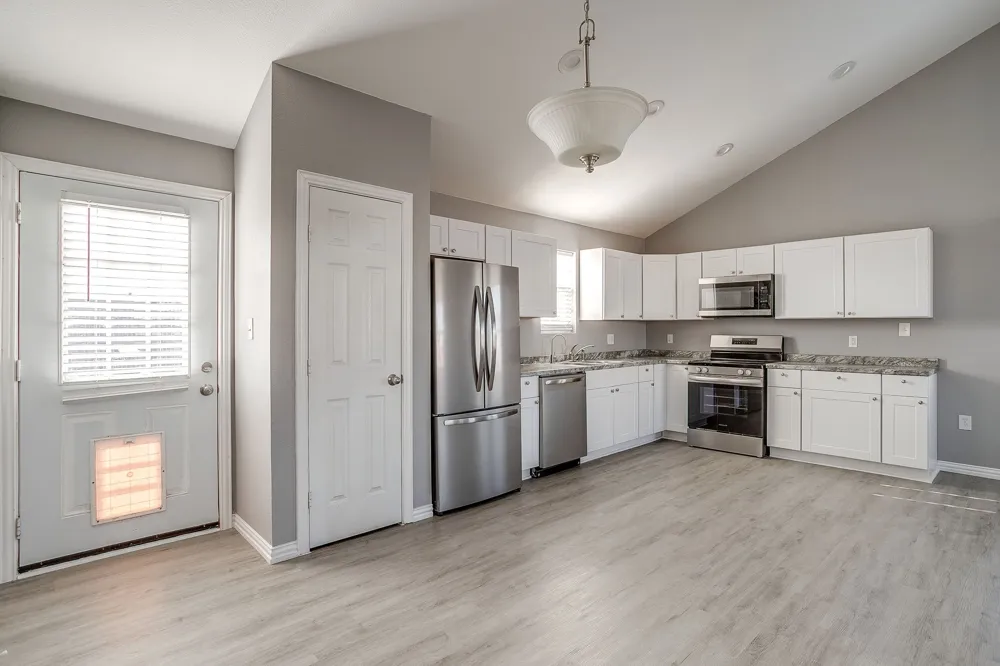 606 S Aquilla Street Itasca, TX 76055
