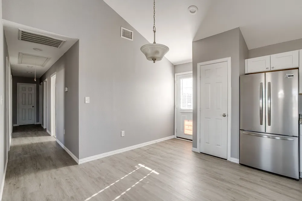 606 S Aquilla Street Itasca, TX 76055