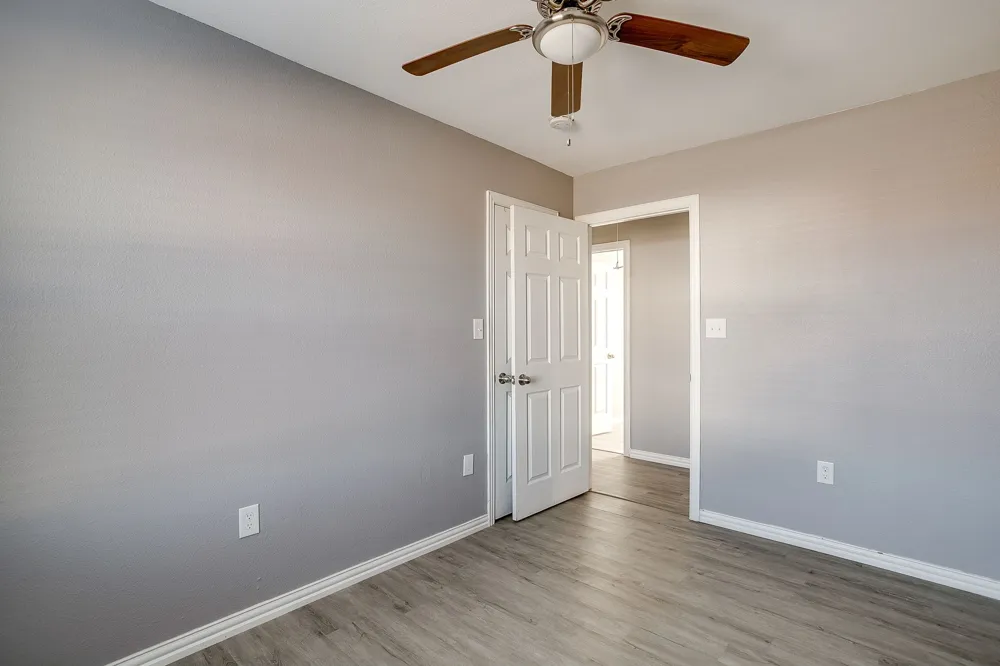 606 S Aquilla Street Itasca, TX 76055