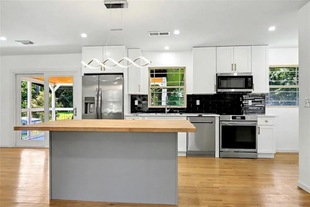 6260 Walker Road Riverdale, GA 30296