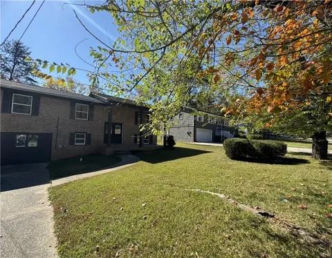 3915 Emerald North Drive