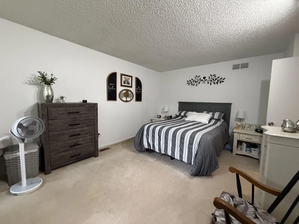 135 Balmoral Court Kalamazoo, MI 49006