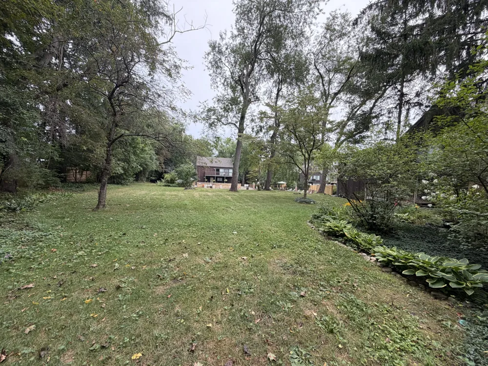 135 Balmoral Court Kalamazoo, MI 49006