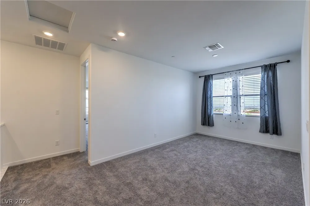 11390 Crimson Ledge Avenue Las Vegas, NV 89138