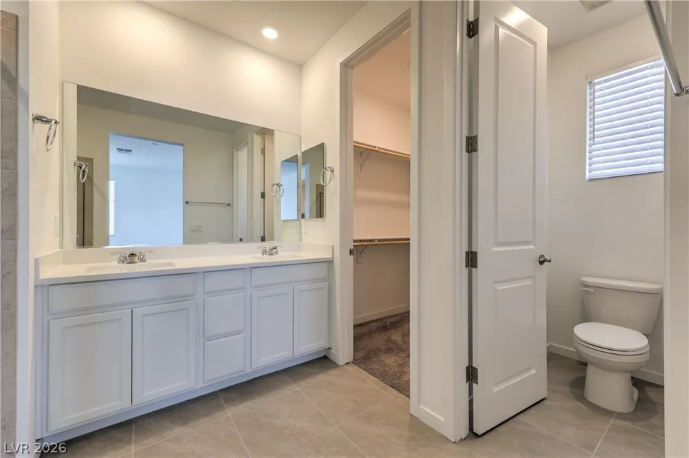 11390 Crimson Ledge Avenue Las Vegas, NV 89138