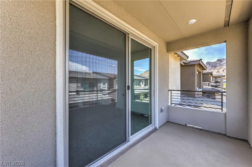11390 Crimson Ledge Avenue Las Vegas, NV 89138
