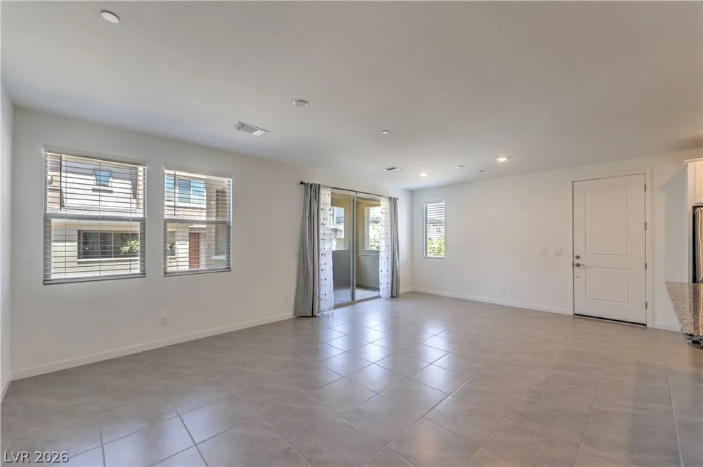11390 Crimson Ledge Avenue Las Vegas, NV 89138