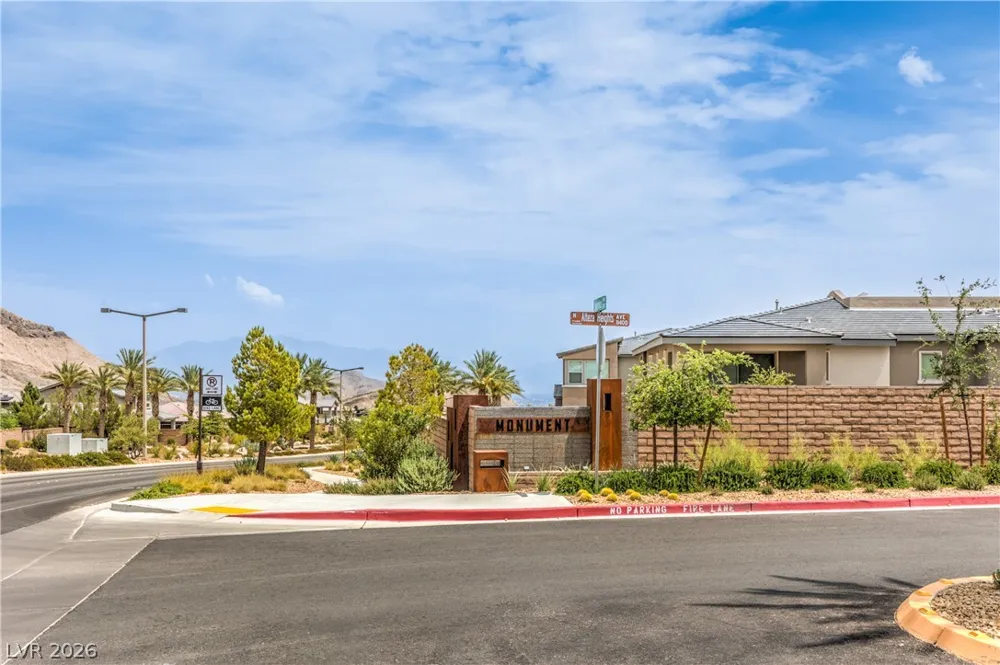11390 Crimson Ledge Avenue Las Vegas, NV 89138