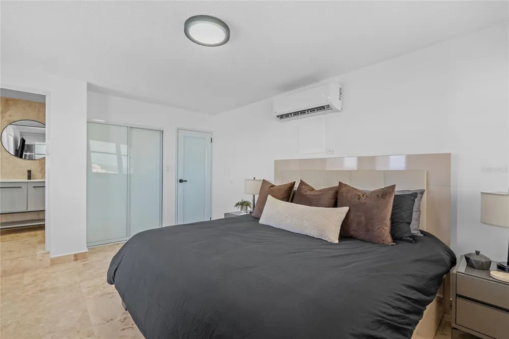 5859 ISLA VERDE AVENUE #PH-2019 Carolina, PR 00979