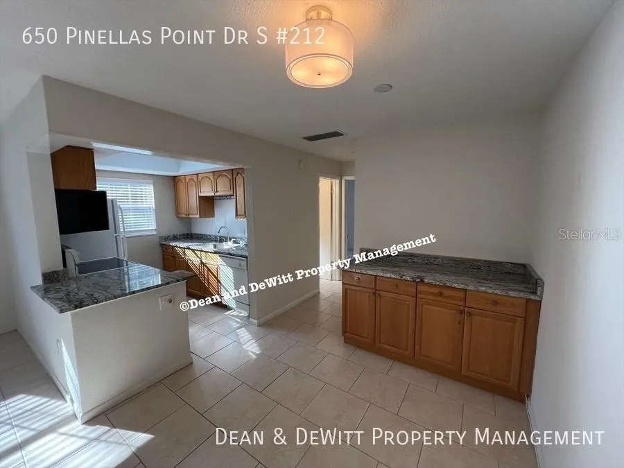 650 PINELLAS POINT DRIVE S #212 St Petersburg, FL 33705
