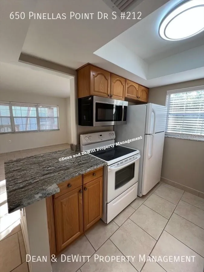 650 PINELLAS POINT DRIVE S #212 St Petersburg, FL 33705