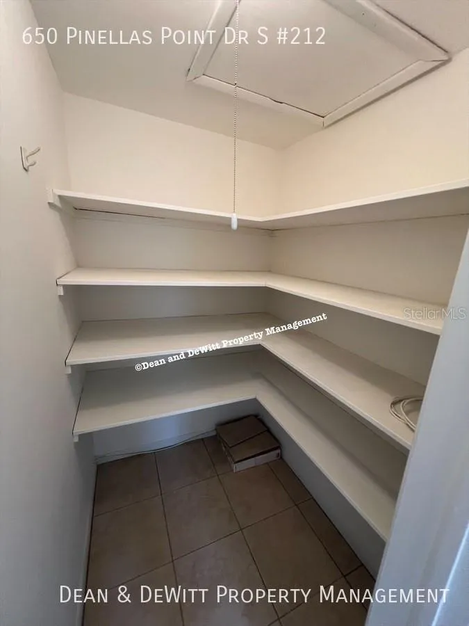 650 PINELLAS POINT DRIVE S #212 St Petersburg, FL 33705