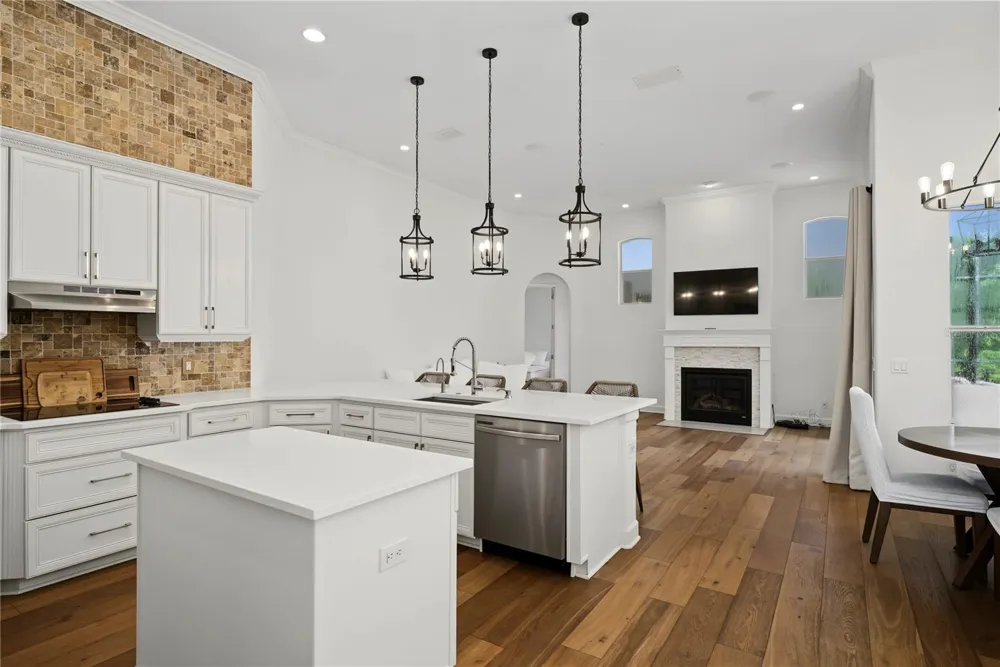 2710 REGAL PINE TRAIL Oviedo, FL 32766