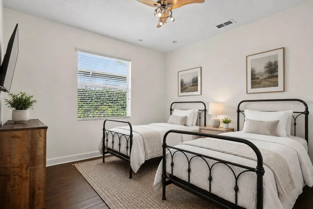 2710 REGAL PINE TRAIL Oviedo, FL 32766