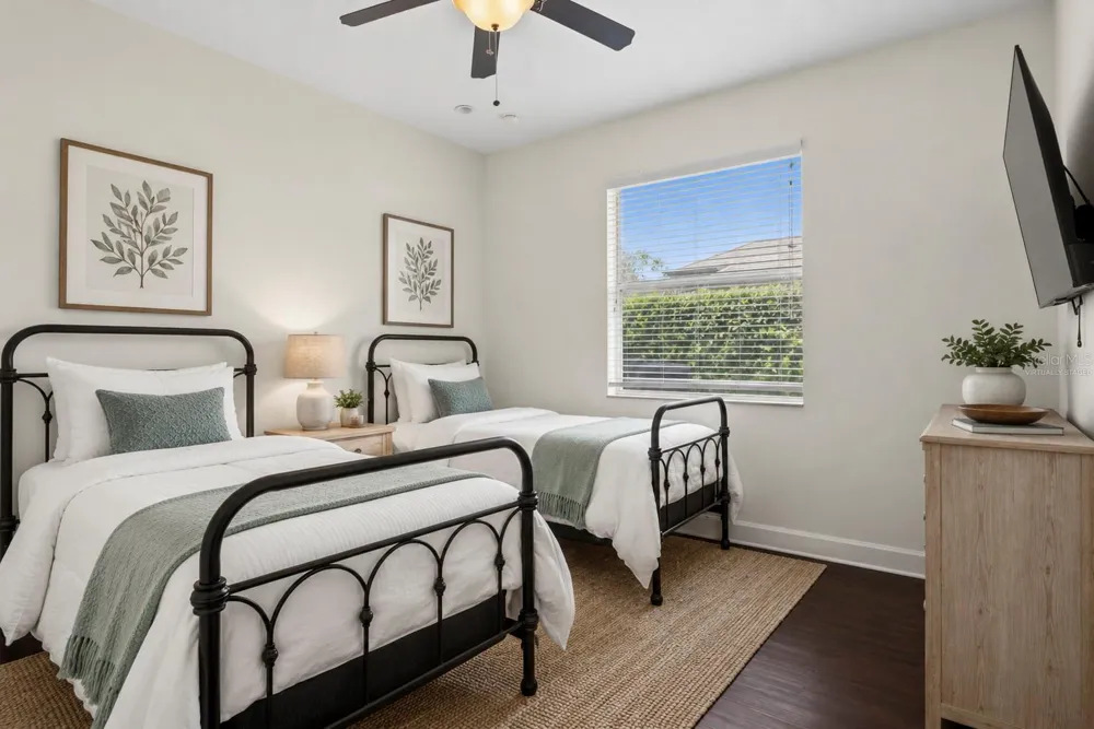 2710 REGAL PINE TRAIL Oviedo, FL 32766