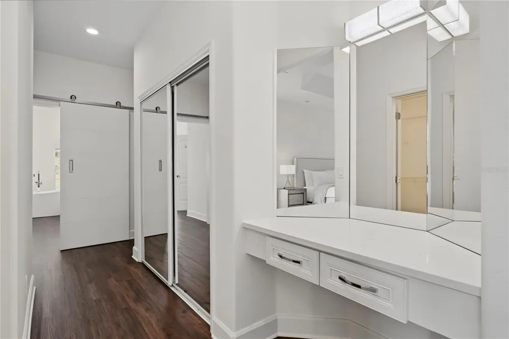 2710 REGAL PINE TRAIL Oviedo, FL 32766