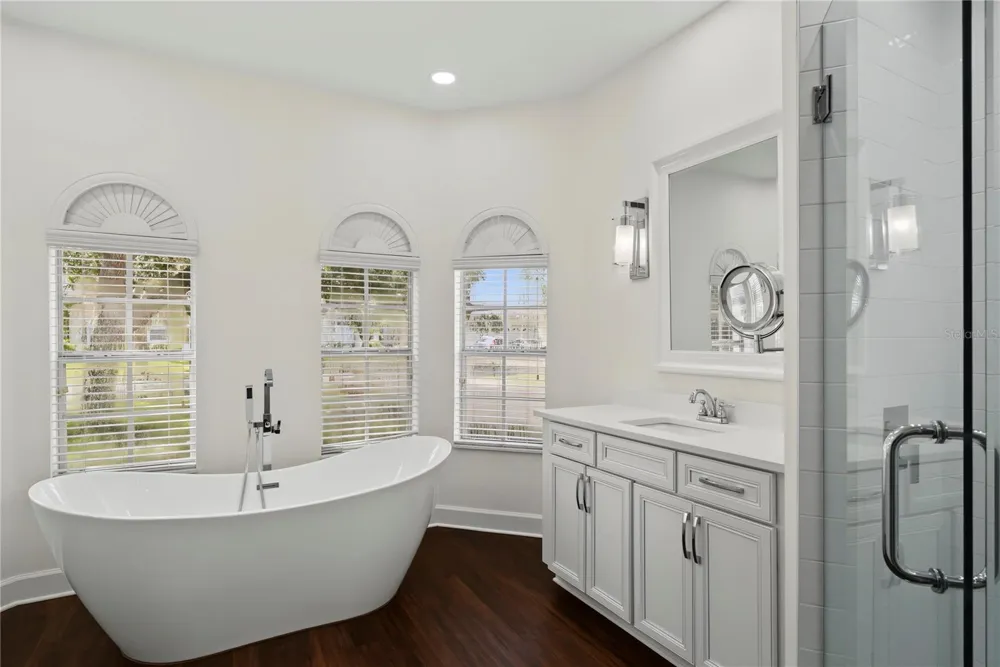 2710 REGAL PINE TRAIL Oviedo, FL 32766