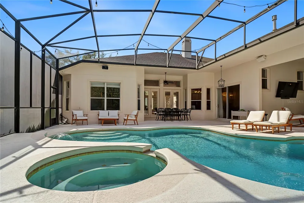 2710 REGAL PINE TRAIL Oviedo, FL 32766