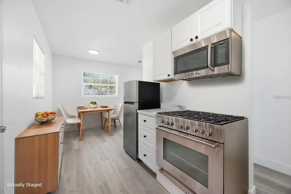 1105 LINCOLN TERRACE Winter Garden, FL 34787
