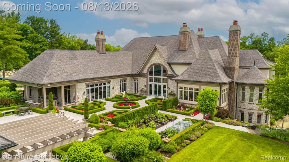 18101 Sheldon Road Northville City, MI 48168