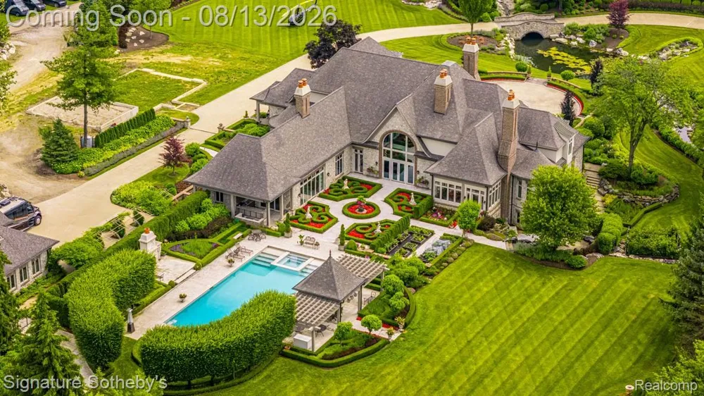 18101 Sheldon Road Northville City, MI 48168