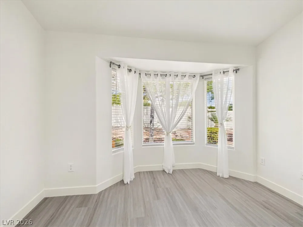 2833 Breakers Creek Drive Las Vegas, NV 89134