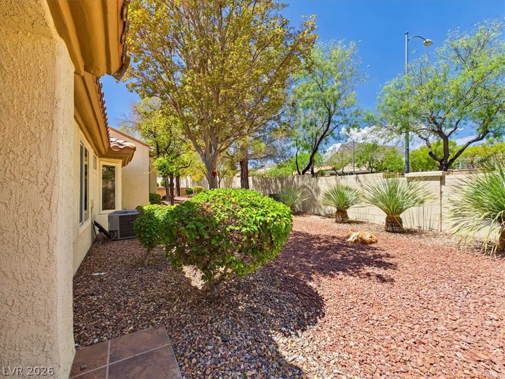 2833 Breakers Creek Drive Las Vegas, NV 89134