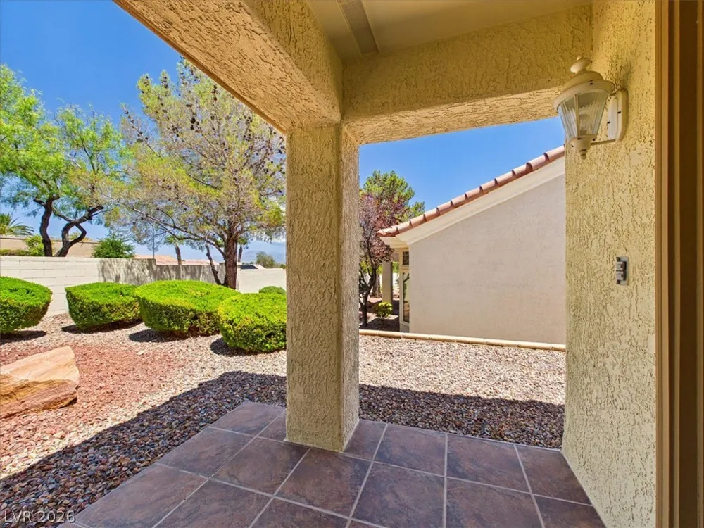 2833 Breakers Creek Drive Las Vegas, NV 89134