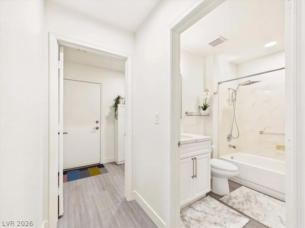 2833 Breakers Creek Drive Las Vegas, NV 89134