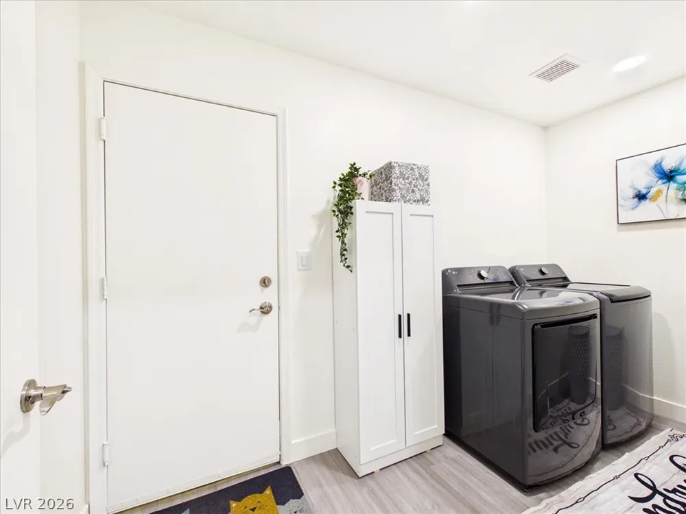 2833 Breakers Creek Drive Las Vegas, NV 89134