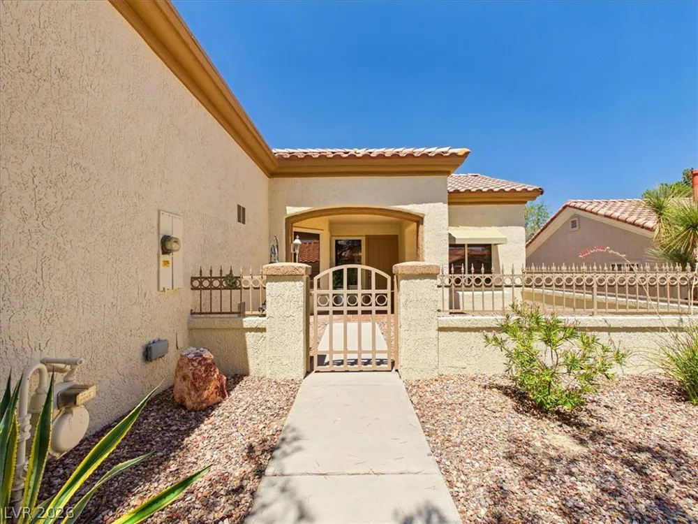 2833 Breakers Creek Drive Las Vegas, NV 89134