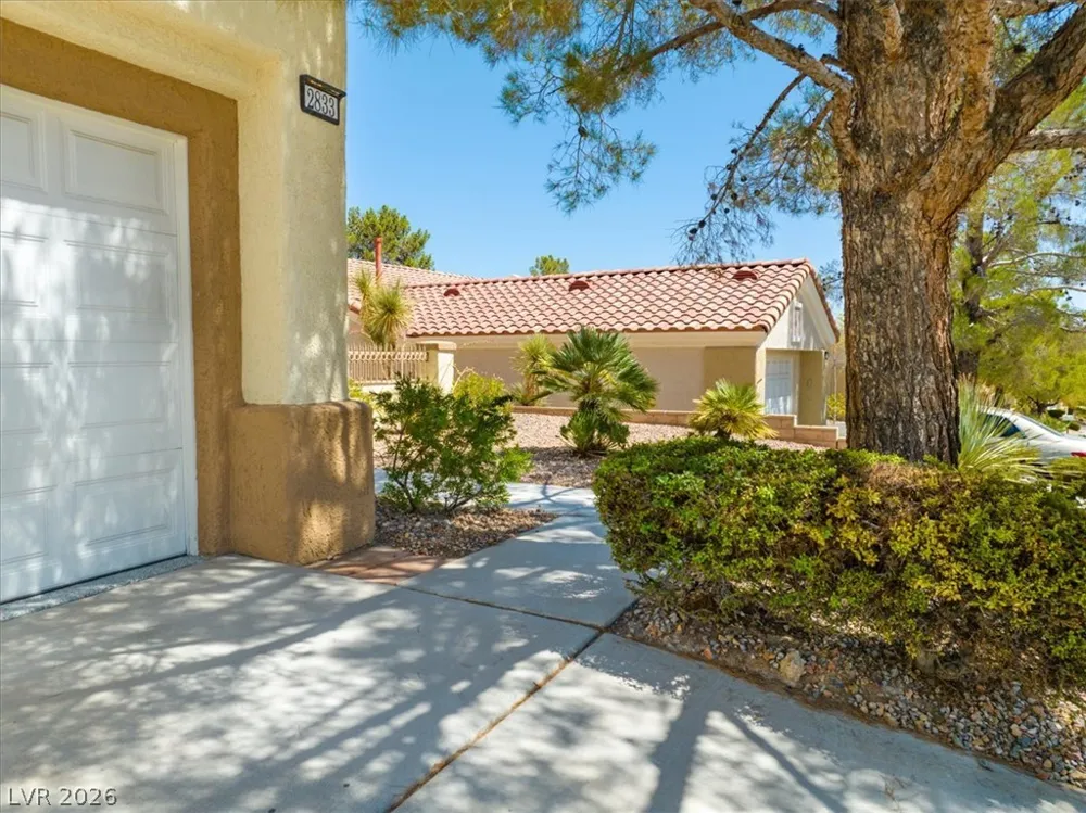 2833 Breakers Creek Drive Las Vegas, NV 89134