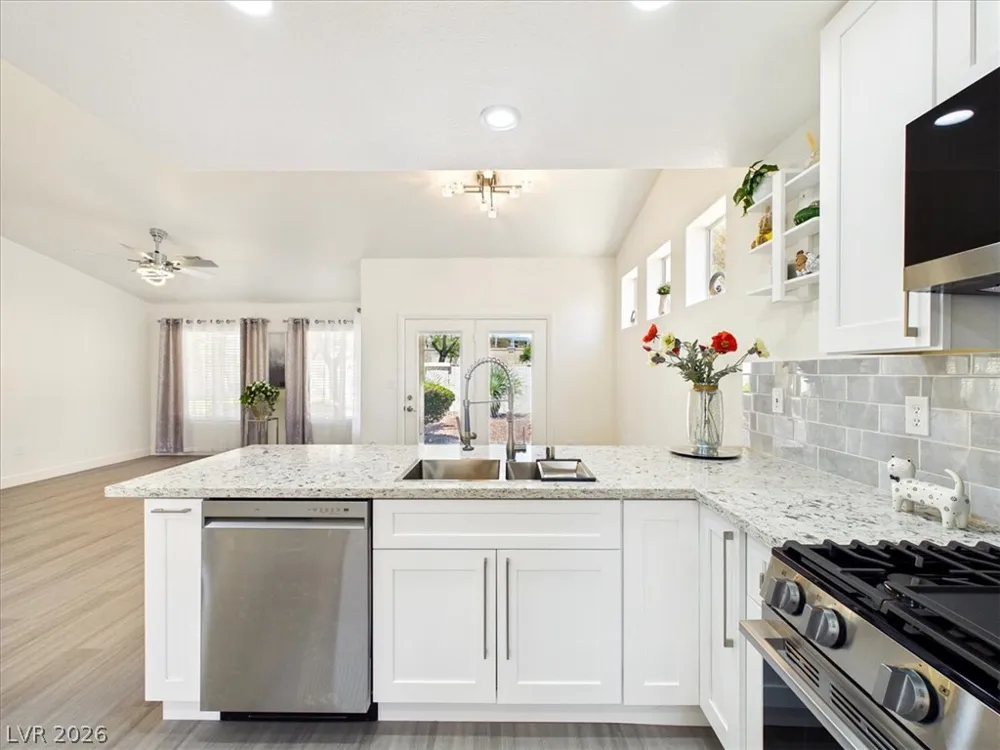 2833 Breakers Creek Drive Las Vegas, NV 89134