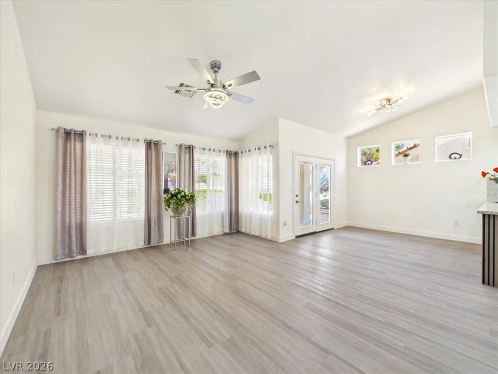 2833 Breakers Creek Drive Las Vegas, NV 89134
