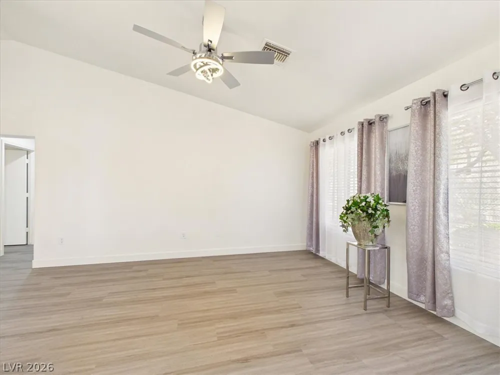 2833 Breakers Creek Drive Las Vegas, NV 89134