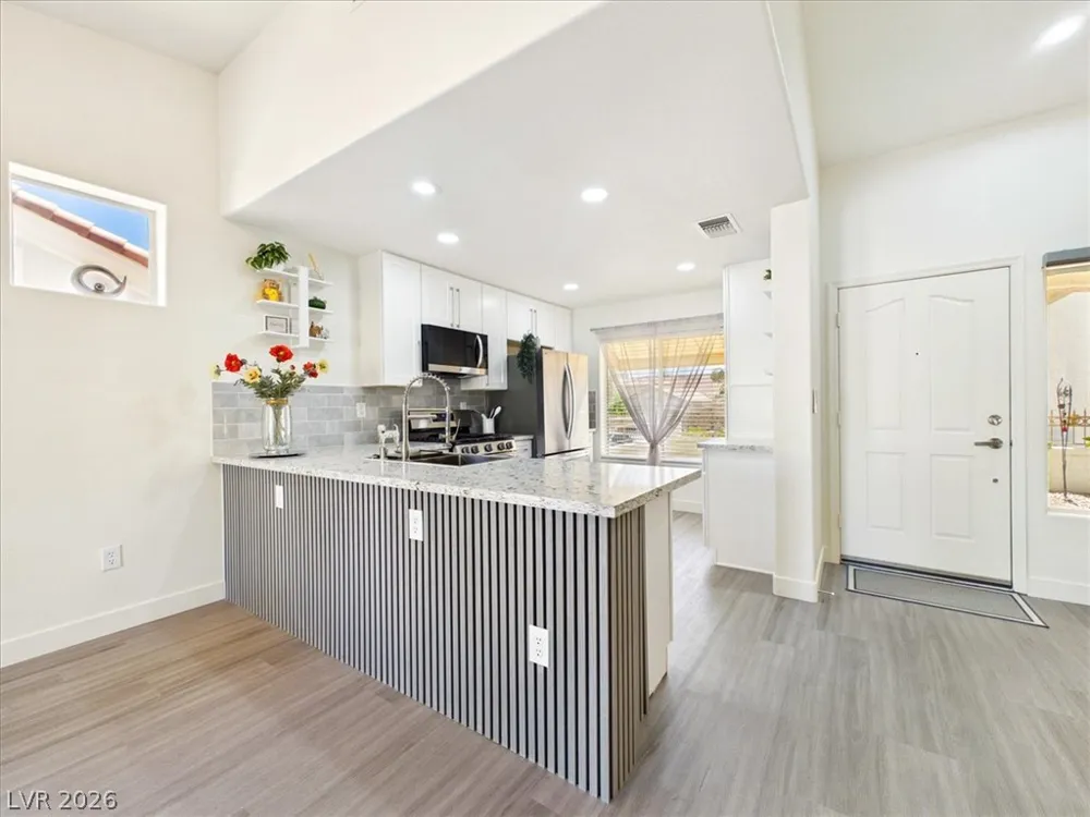 2833 Breakers Creek Drive Las Vegas, NV 89134