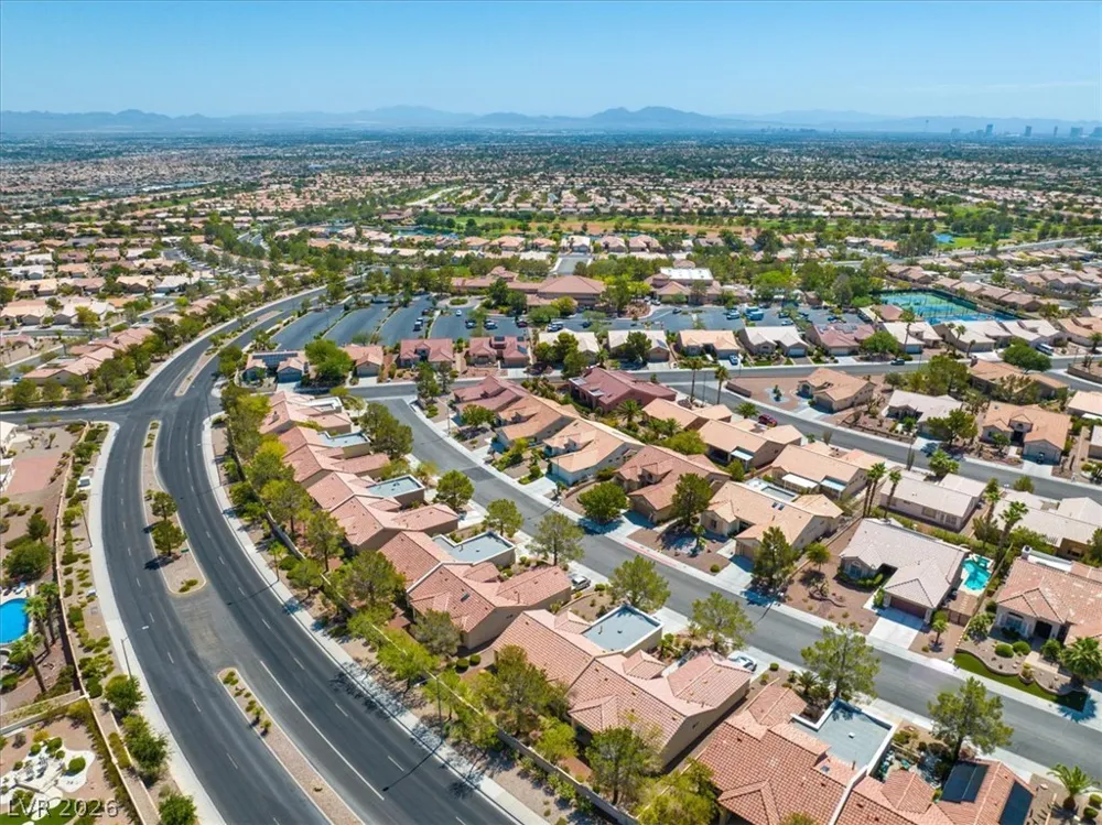 2833 Breakers Creek Drive Las Vegas, NV 89134